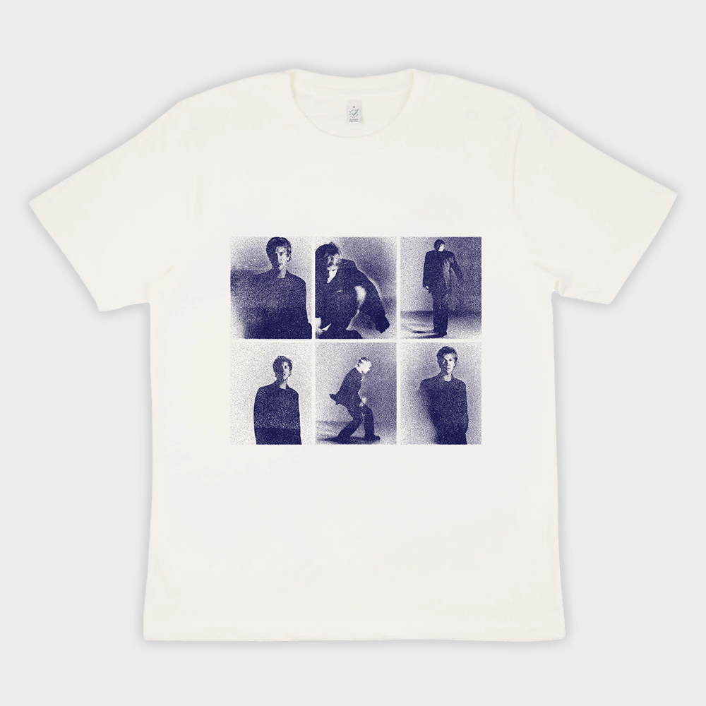 Tom Odell Blue slides offwhite tee